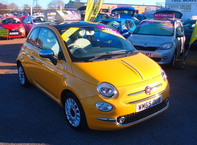 Used Fiat 500 Lounge 69 HP (50 kW) 2015 Yellow Hatchback