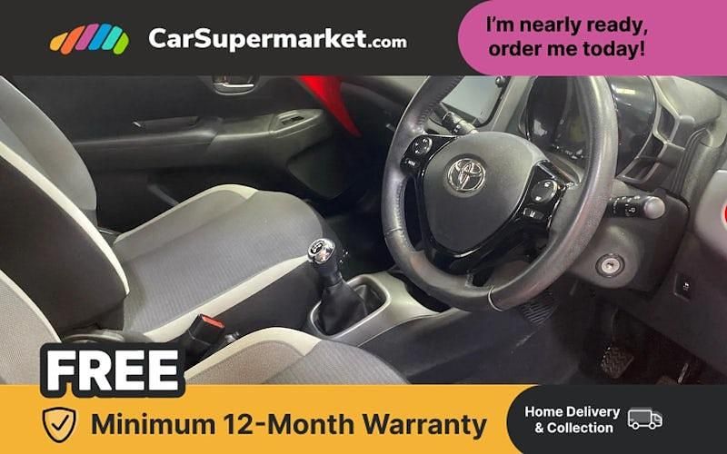 Used Toyota Aygo X-play 72 HP (52 kW) 2021 Hatchback