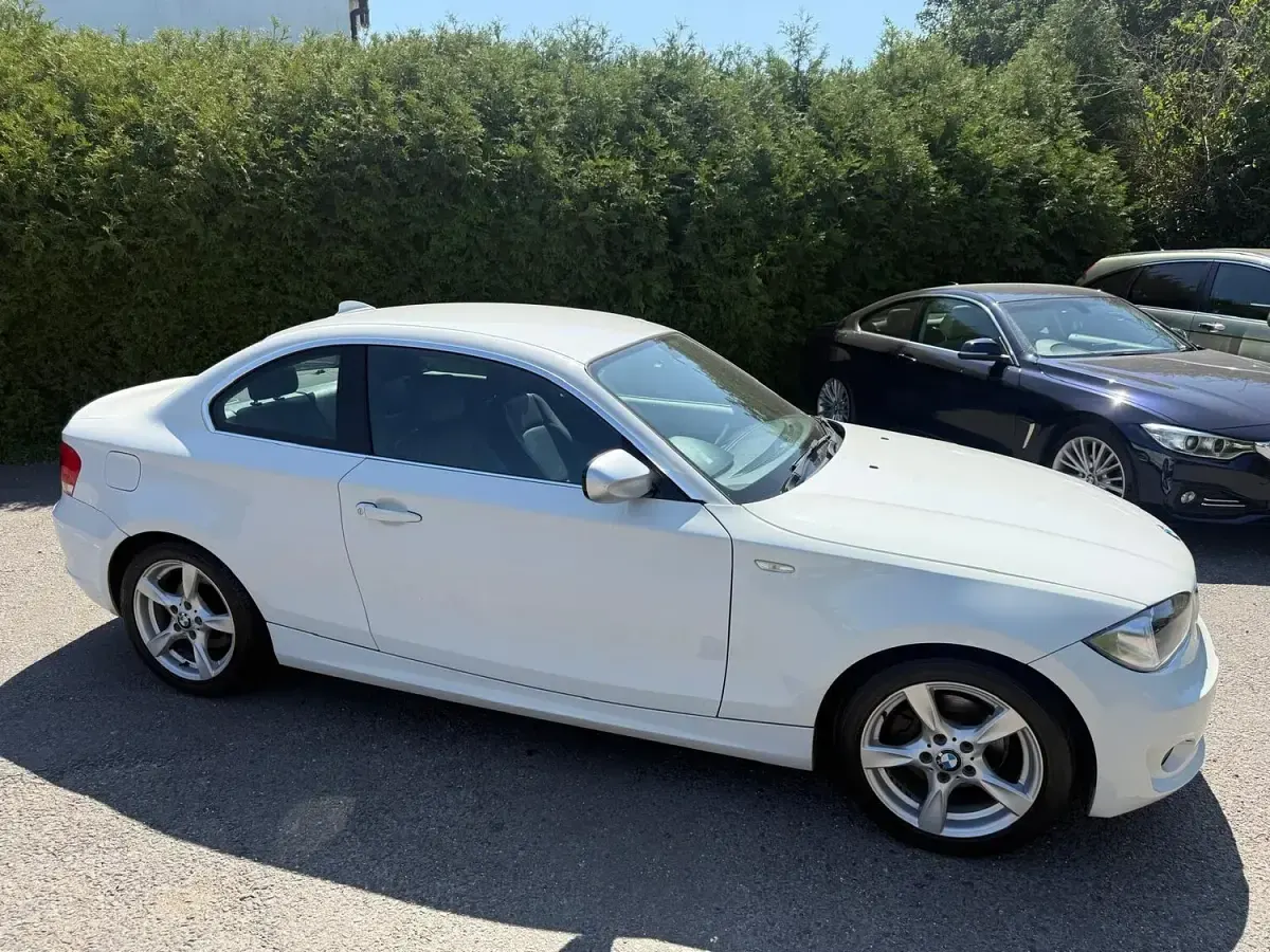 Used BMW 118 Coupé Exclusive 2013 White Coupe