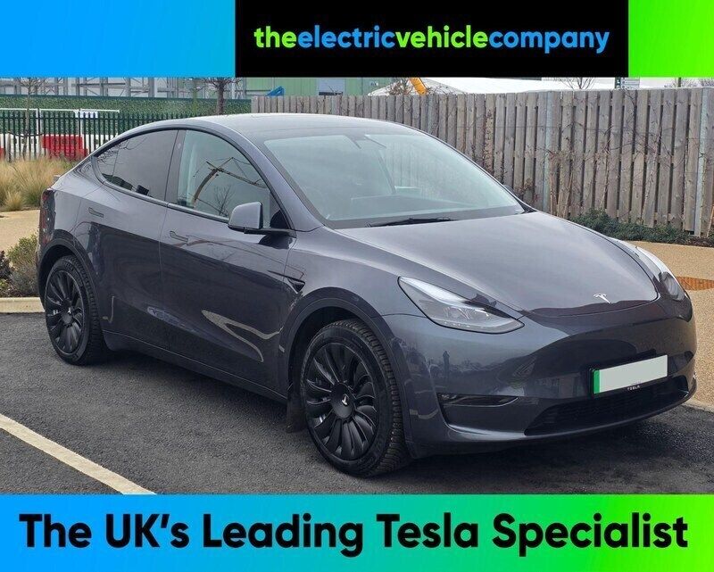 Grey Used 2022 Tesla Model Y Long Range SUV | £25,995 (A bit pricey) - Image 1/3