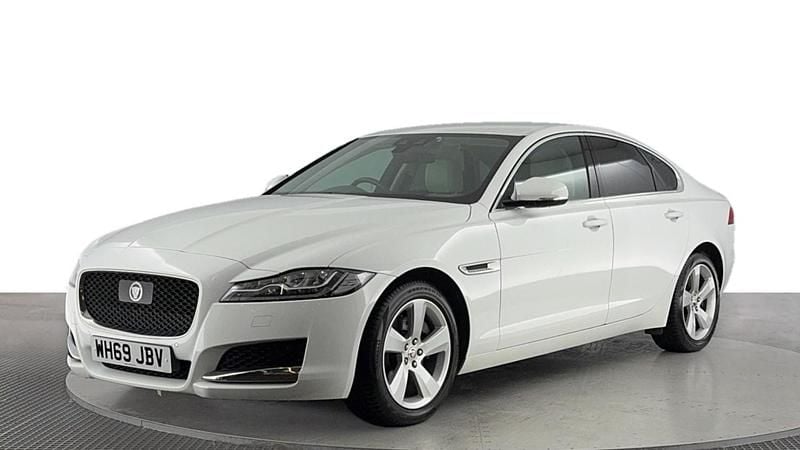 White Used 2019 Jaguar XF Portfolio Sedan | £14,970 (Fair price) - Image 1/4