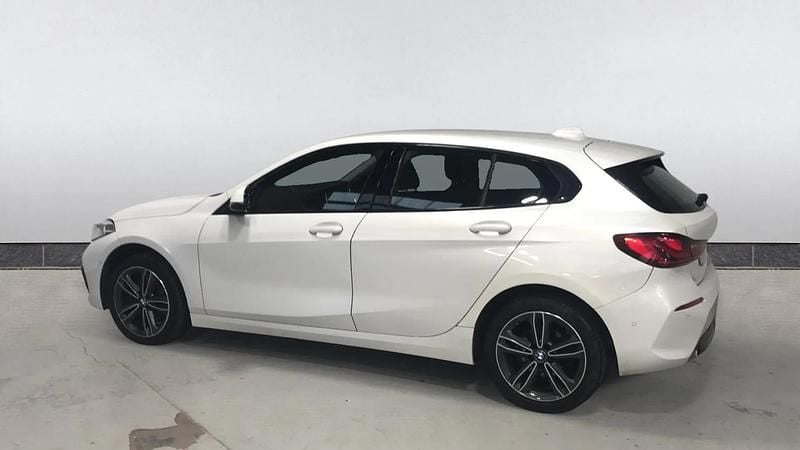 Used BMW 116 Sport Line 116 HP (85 kW) 2020 White Hatchback
