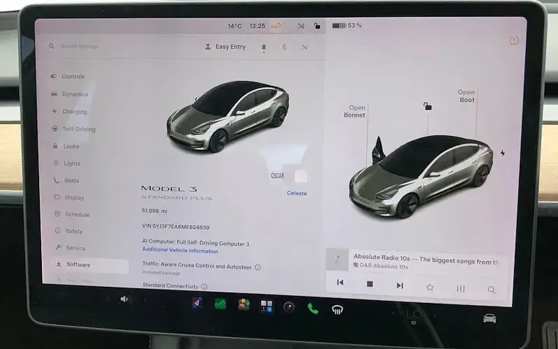 Used Tesla Model 3 Standard Range 239 kW (325 HP) 2020 White Sedan