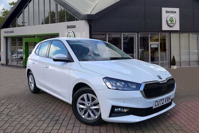 Moon white metallic Used 2022 Skoda Fabia Comfort Hatchback | £14,995 (A bit pricey) - Image 1/4