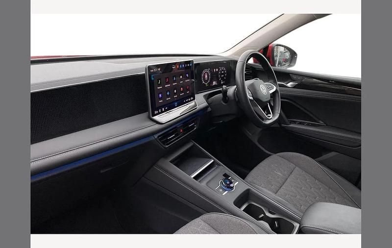 Used VW Tiguan Edition 150 HP (110 kW) 2024 Blue SUV