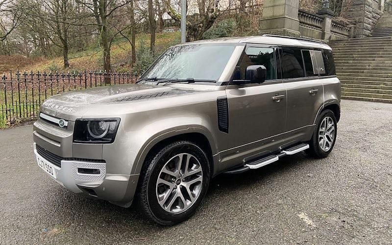 Usado Land Rover Defender 249 HP (183 kW) 2022 Carrinha
