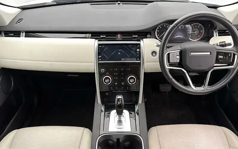 Used Land Rover Discovery Sport S 204 HP (150 kW) 2021 White SUV