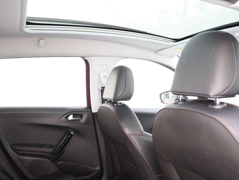 Used Peugeot 2008 GT-line 100 HP (73 kW) 2019 Red SUV