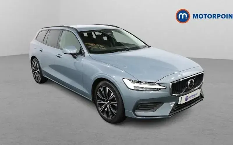 Used Volvo V60 Core 163 HP (119 kW) 2022 Estate