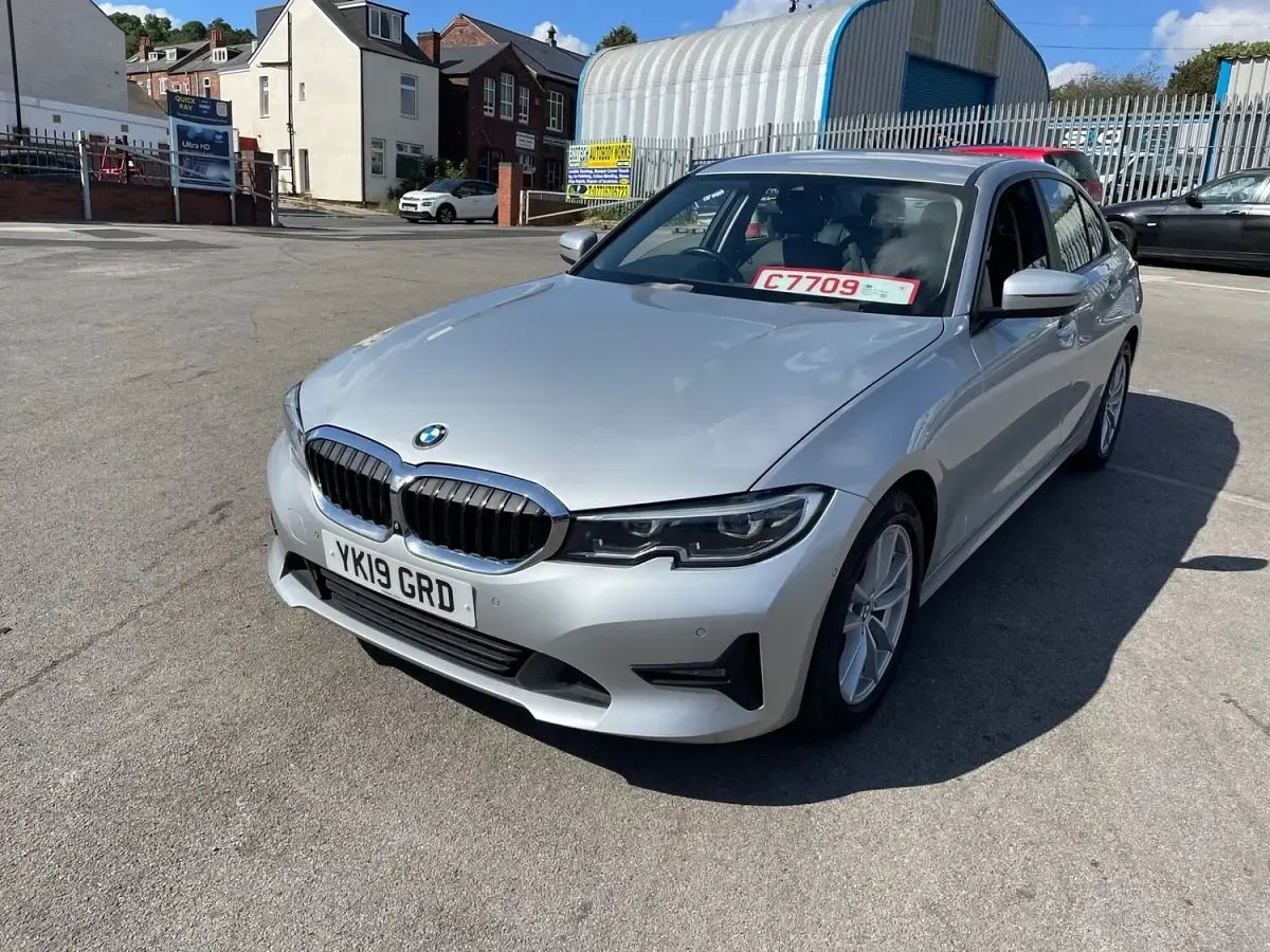 Used BMW 318 2019 Silver Sedan
