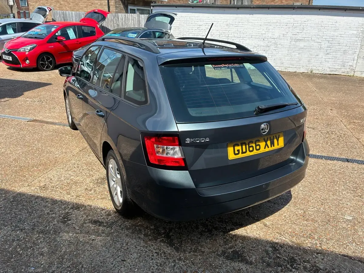 Used Skoda Fabia SE 2017 Grey Estate