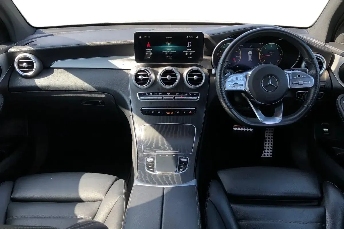 Used Mercedes GLC300 AMG line 245 HP (180 kW) 2022 White SUV