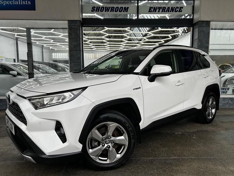 Used Toyota RAV4 Hybrid Design 222 HP (163 kW) 2021 White SUV