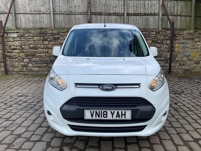 Used Ford Transit Connect Limited 2018 White MPV
