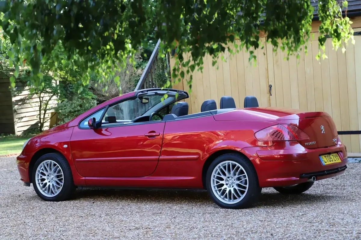 Used Peugeot 307 CC 2005 Red Cabriolet