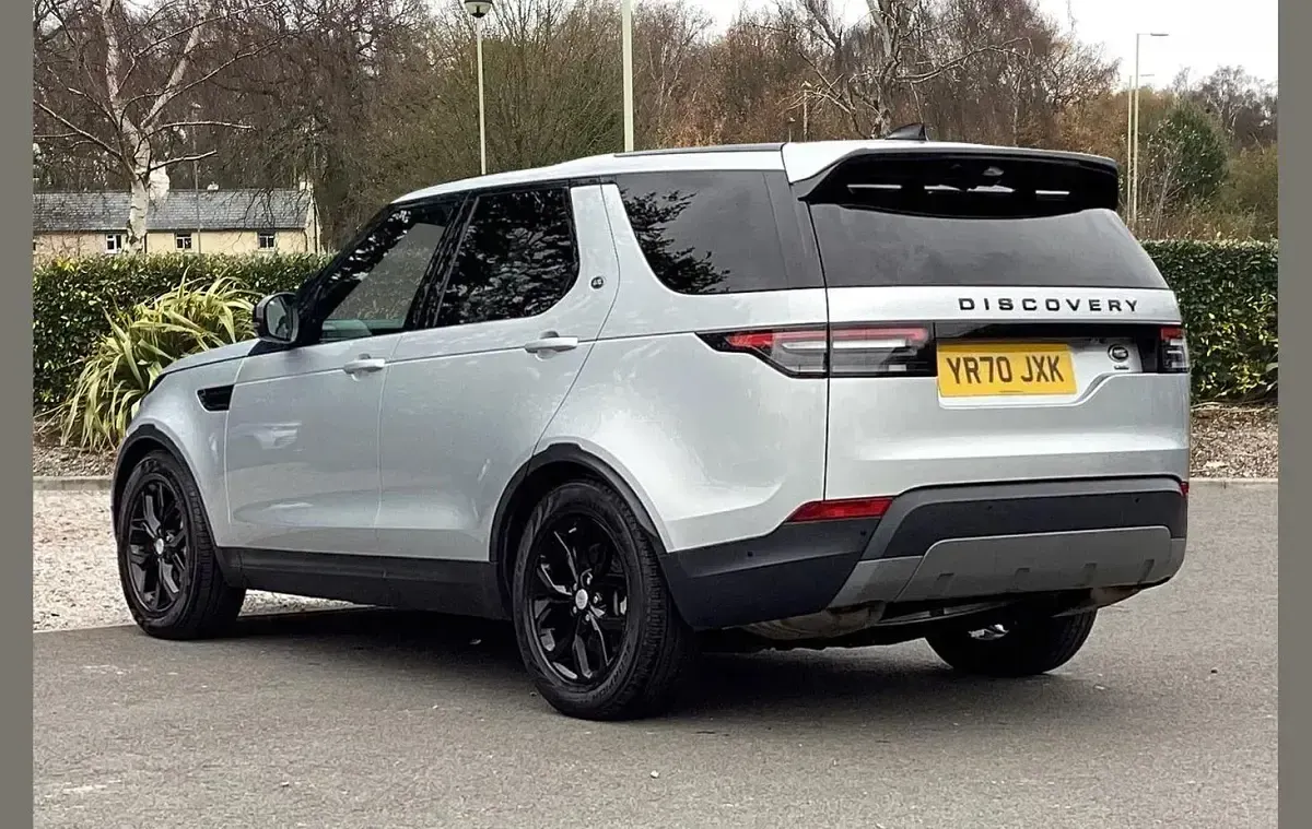Used Land Rover Discovery SE 301 HP (221 kW) 2020 Silver SUV