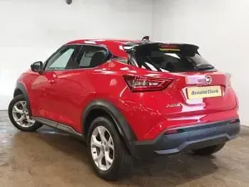 Used Nissan Juke N-Connecta 114 HP (83 kW) 2022 Red SUV