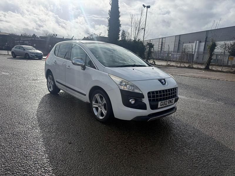 White Used 2012 Peugeot 3008 Allure Estate | £2,995 (Fair price) - Image 1/4