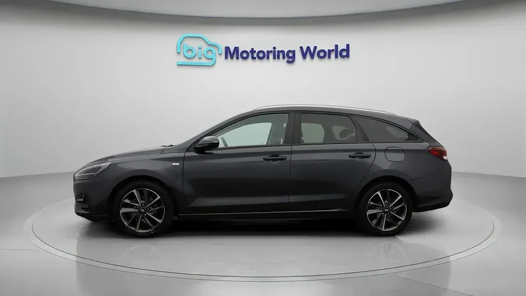 Used Hyundai i30 Premium 120 HP (88 kW) 2022 Grey Estate