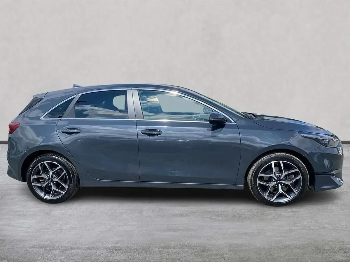 Used Kia Ceed 158 HP (116 kW) 2023 Grey Hatchback