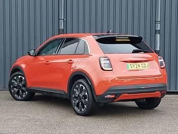 Used Fiat 600 La Prima 114 kW (156 HP) 2024 Orange Hatchback