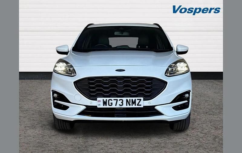 Used Ford Kuga ST-Line 221 HP (162 kW) 2023 White SUV