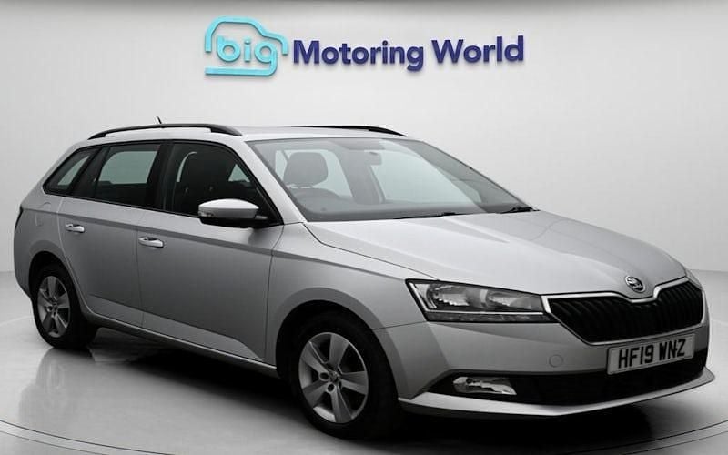 Used Skoda Fabia SE 110 HP (80 kW) 2019 Silver Estate