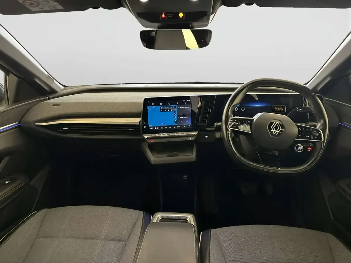 Usado Renault Megane E-Tech Techno 161 kW (220 CV) 2022 Negro Utilitario