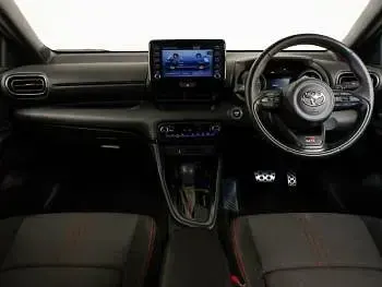 Used Toyota Yaris Sport 116 HP (85 kW) 2023 White Hatchback