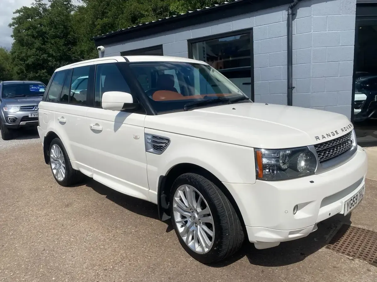 Used Land Rover Range Rover Sport HSE 272 HP (200 kW) 2009 White SUV