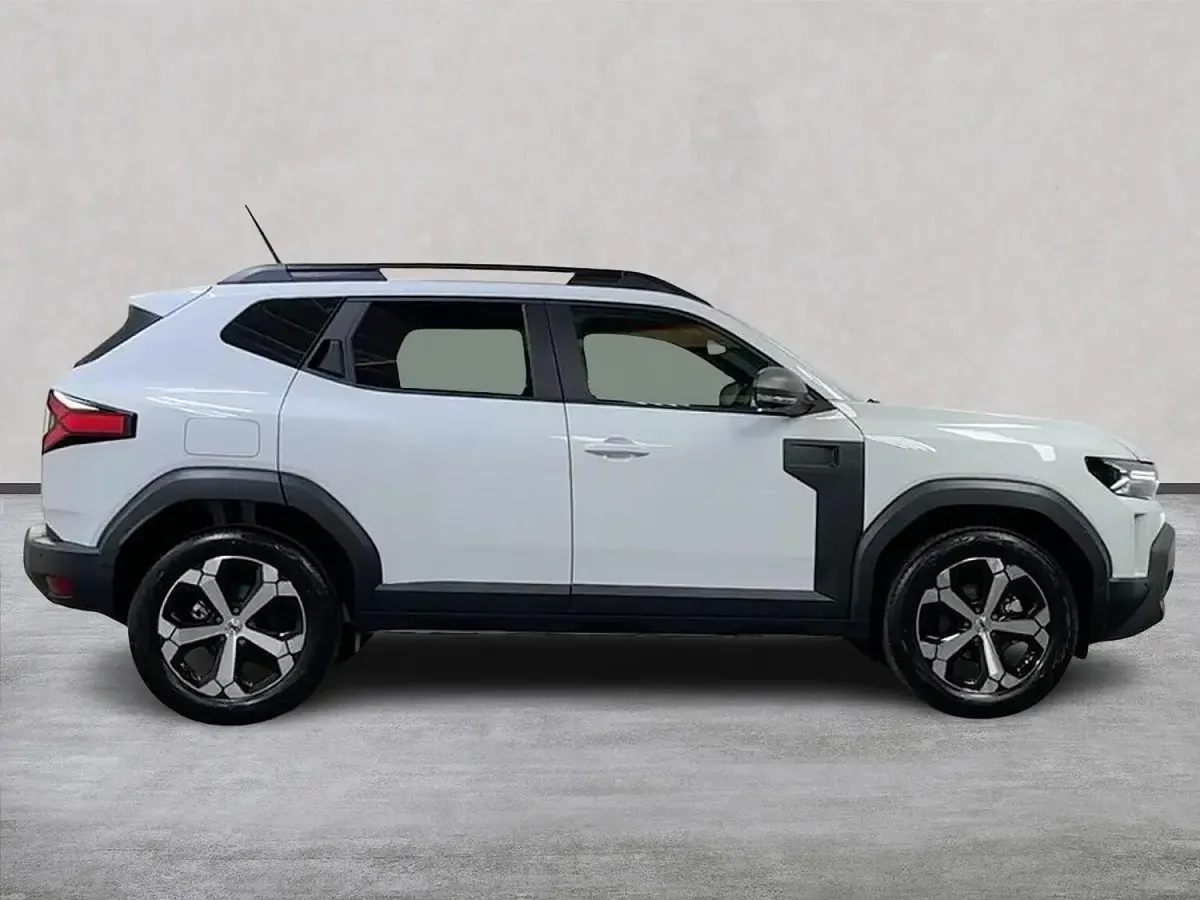 Used Dacia Duster Journey 155 HP (114 kW) 2026 White Hatchback
