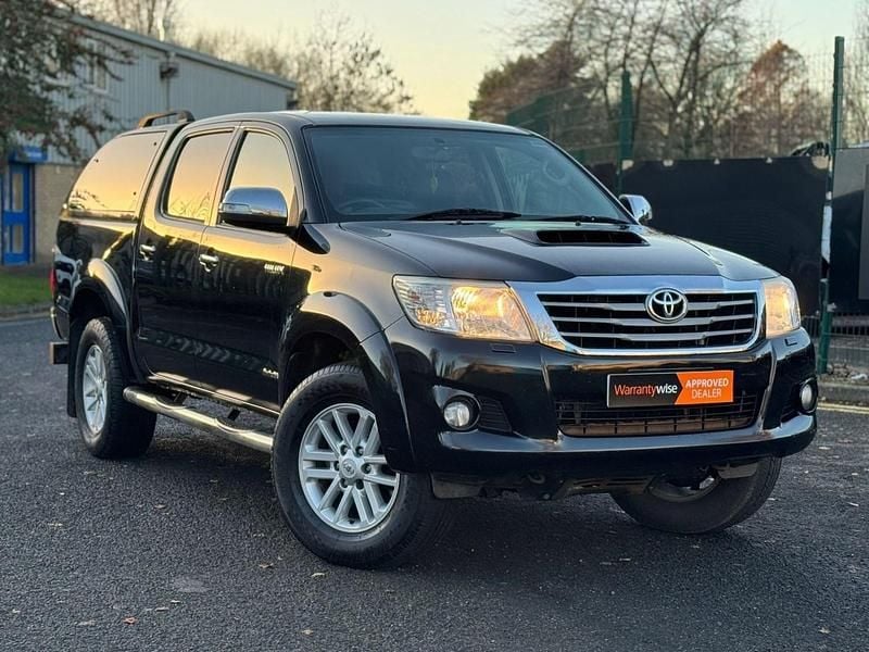 Black Used 2015 Toyota HiLux Pickup | £14,890 (Fair price) - Image 1/4