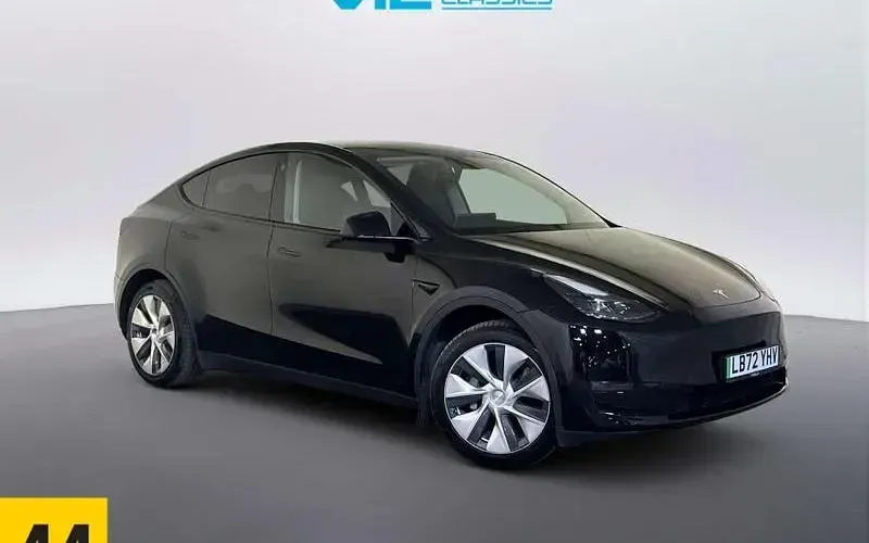 Used Tesla Model Y Long Range AWD 286 kW (389 HP) 2025 SUV