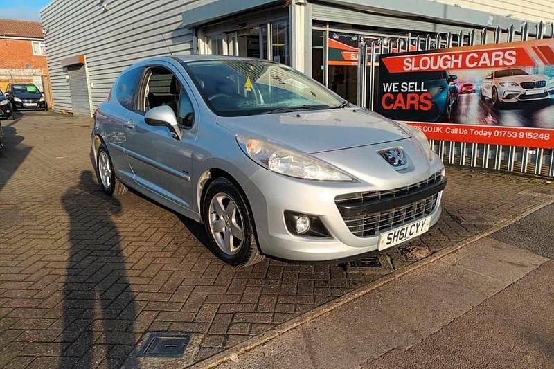 Used Peugeot 207 Sportium 75 HP (55 kW) 2011 Silver Hatchback