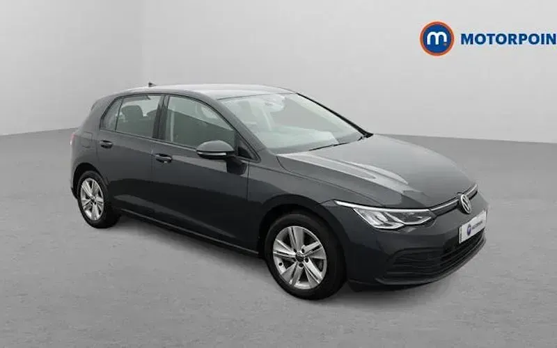 Used VW Golf VIII Life 150 HP (110 kW) 2022 Hatchback