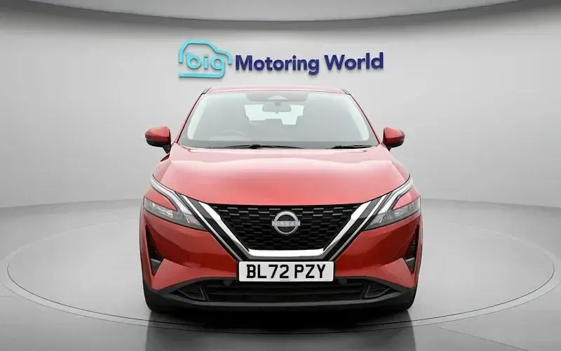 Gebraucht Nissan Qashqai Acenta Premium 140 PS (102 kW) 2023 Rot SUV