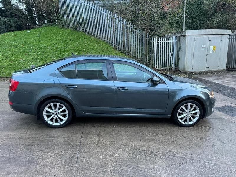 Used Skoda Octavia Elegance 150 HP (110 kW) 2014 Grey Hatchback