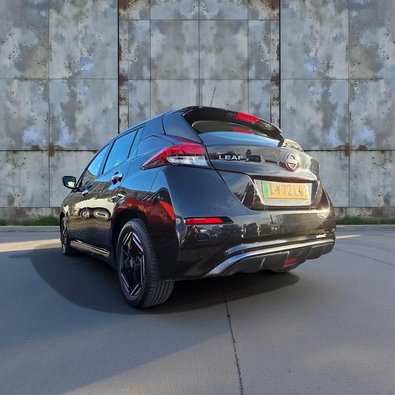 Black Used 2022 Nissan Leaf Acenta Hatchback | £9,795 (Good price) - Image 1/4