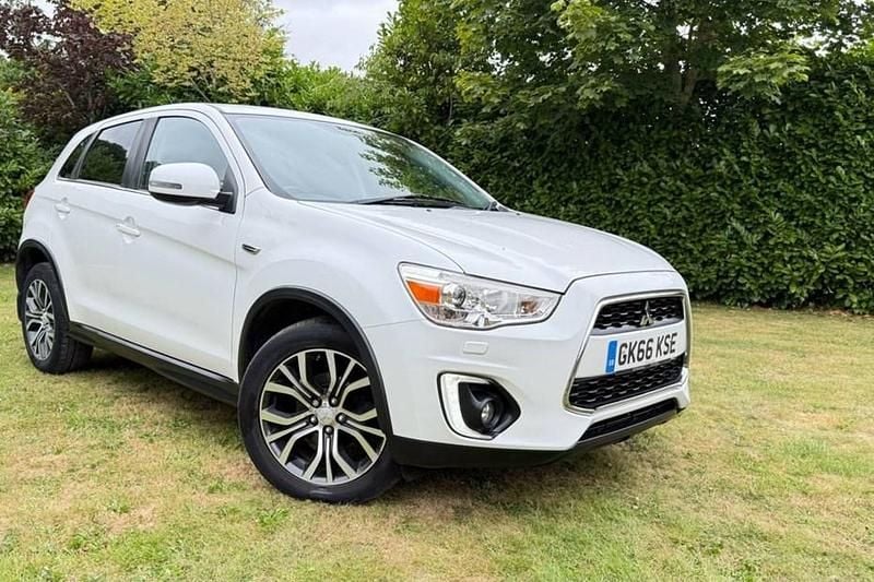 Used Mitsubishi ASX 112 HP (82 kW) 2016 White SUV