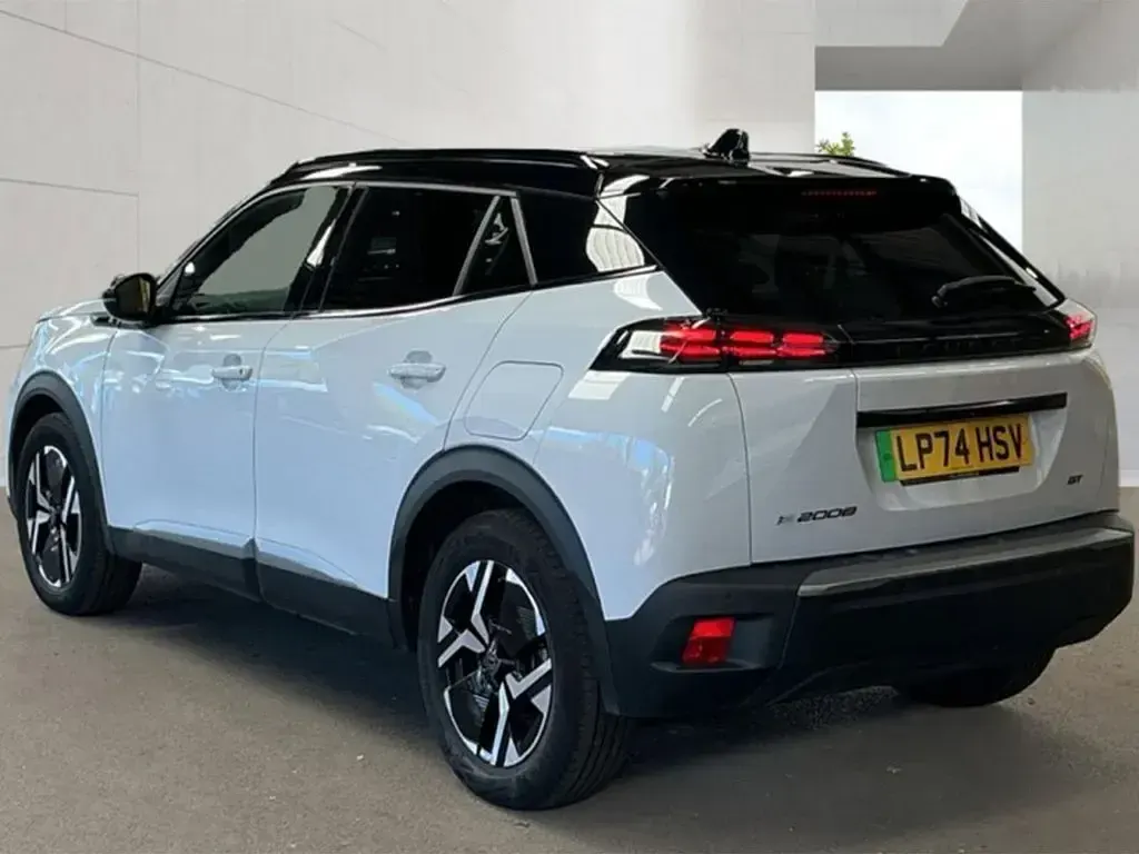 Used Peugeot e-2008 GT 11 kW (15 HP) 2025 SUV