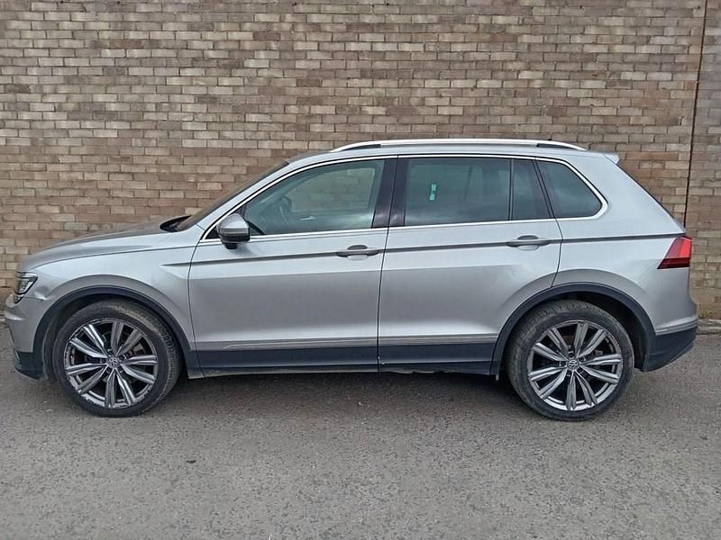 Used VW Tiguan SEL 190 HP (139 kW) 2019 Silver SUV