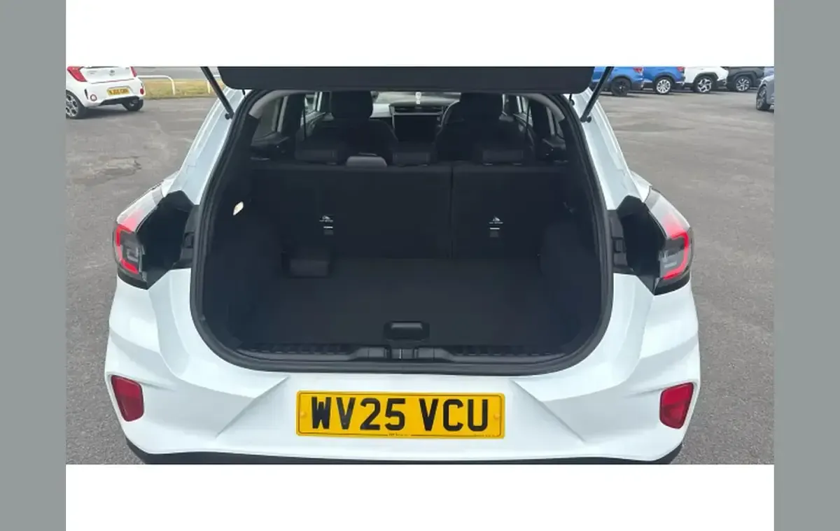 Used Ford Puma Titanium 125 HP (91 kW) 2025 White SUV