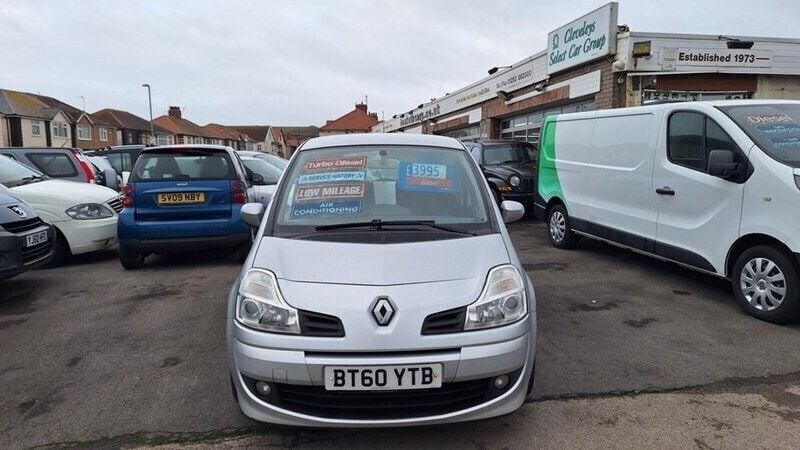 Used Renault Modus Dynamique 86 HP (63 kW) 2011 Silver MPV