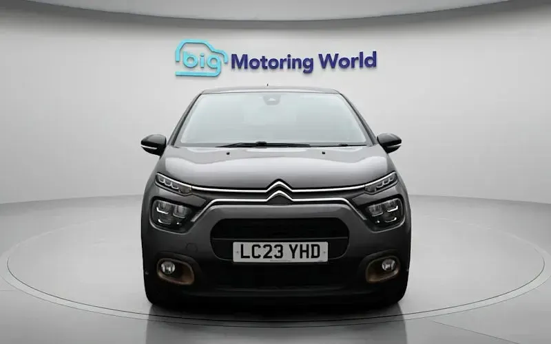 Begagnad Citroën C3 PureTech 83 HK (61 kW) 2023 Grå Halvkombi