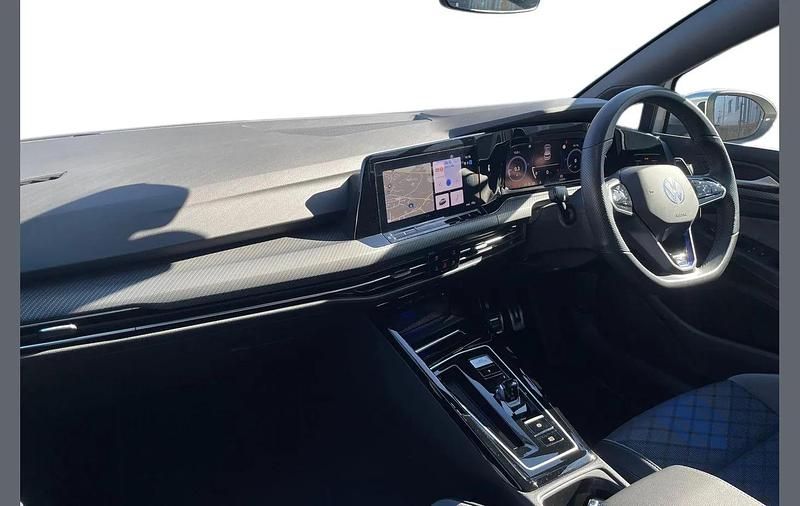 Used VW Golf VIII R 320 HP (235 kW) 2023 White Hatchback