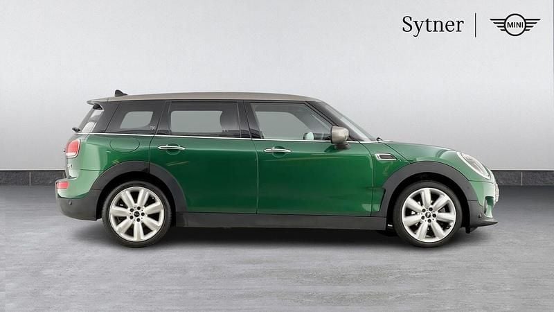 Used Mini Cooper Clubman Exclusive 134 HP (98 kW) 2023 Green Estate