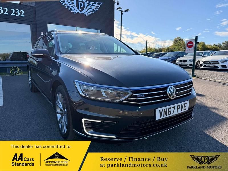 Used VW Passat GTE 218 HP (160 kW) 2017 Grey Estate