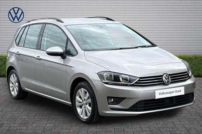 Używany VW Golf VII SE 125 KM (91 kW) 2017 Srebrny Hatchback