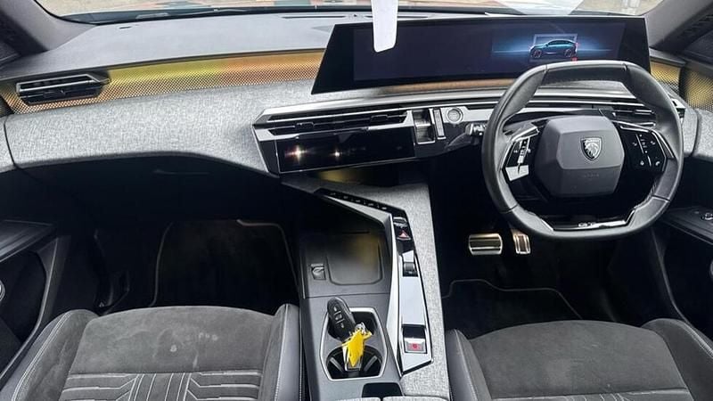 Used Peugeot 3008 GT 134 HP (98 kW) 2025 Blue SUV