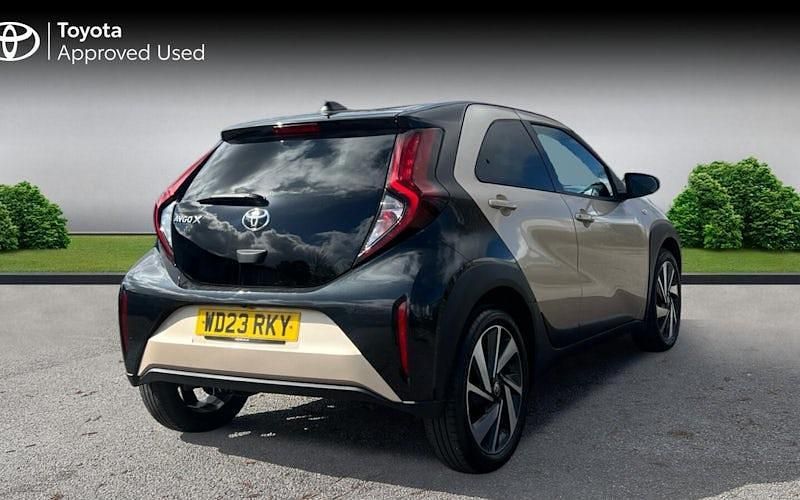 Used Toyota Aygo X 72 HP (52 kW) 2025 SUV